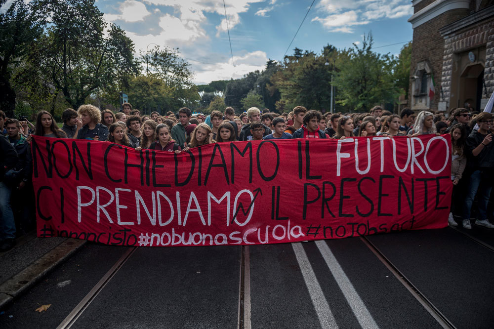 La manifestazione nazionale contro la Buona scuola, a Roma, il 2 ottobre 2015. - Antonio Masiello, NurPhoto/Corbis/Contrasto